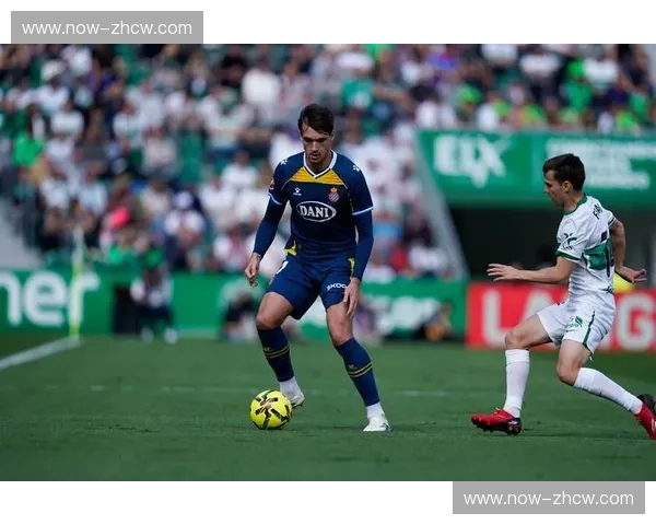 罗梅罗破门西班牙人再度领先 中场组织创造得分机会 罗梅罗破门西班牙人再度领先 中场组织创造得分机会